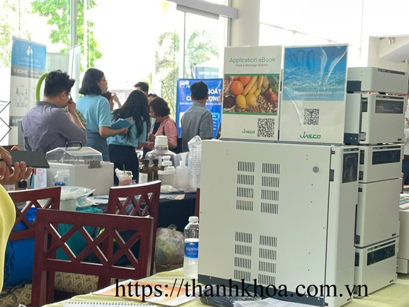 Tách Acid béo bằng sắc ký lỏng hiệu năng cao Jasco